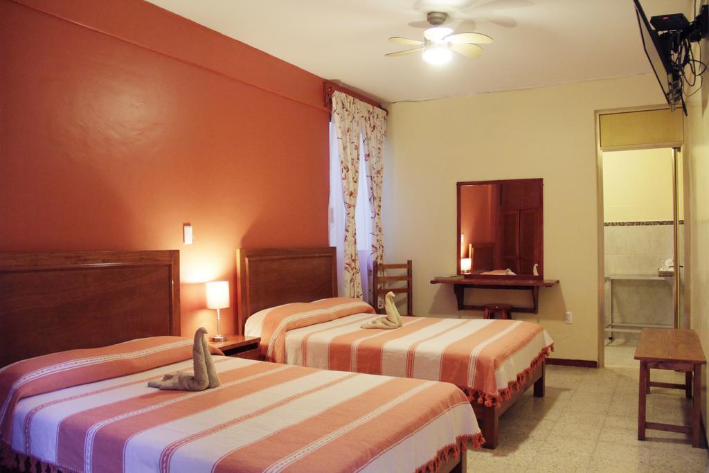 Hotel Florida Oaxaca Номер фото